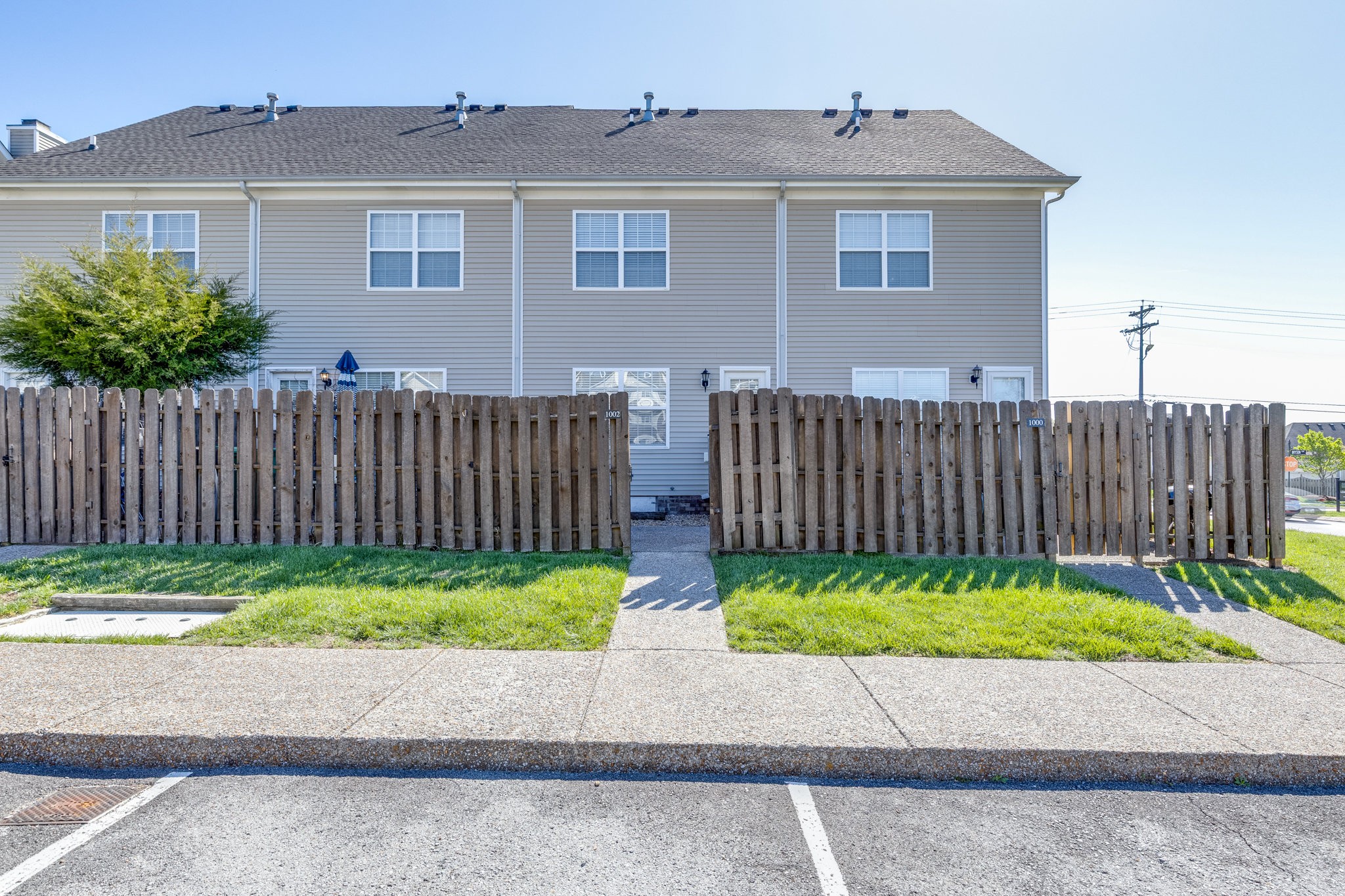 1002 McKenna Dr