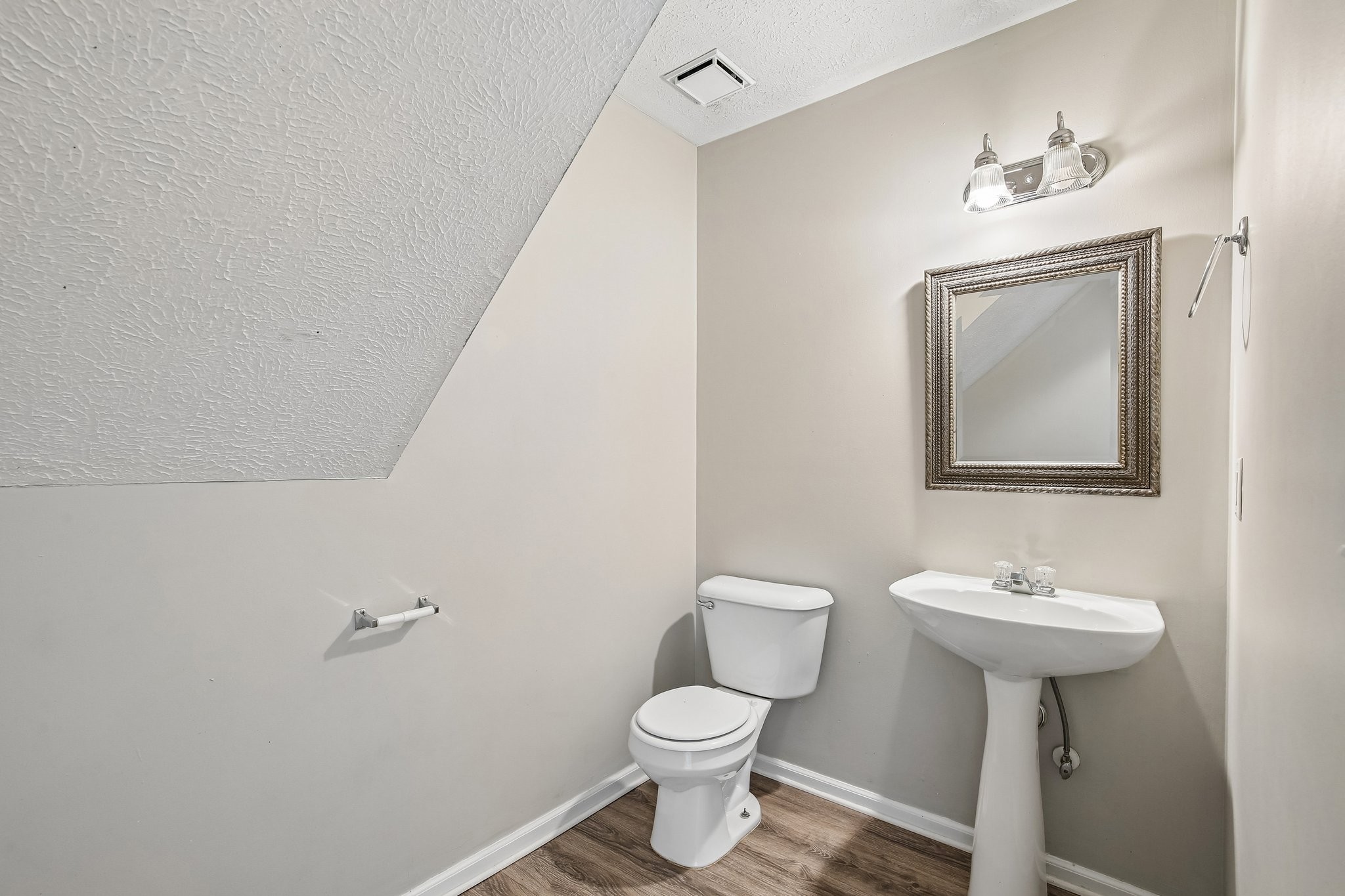 1338 Saint Andrews Dr