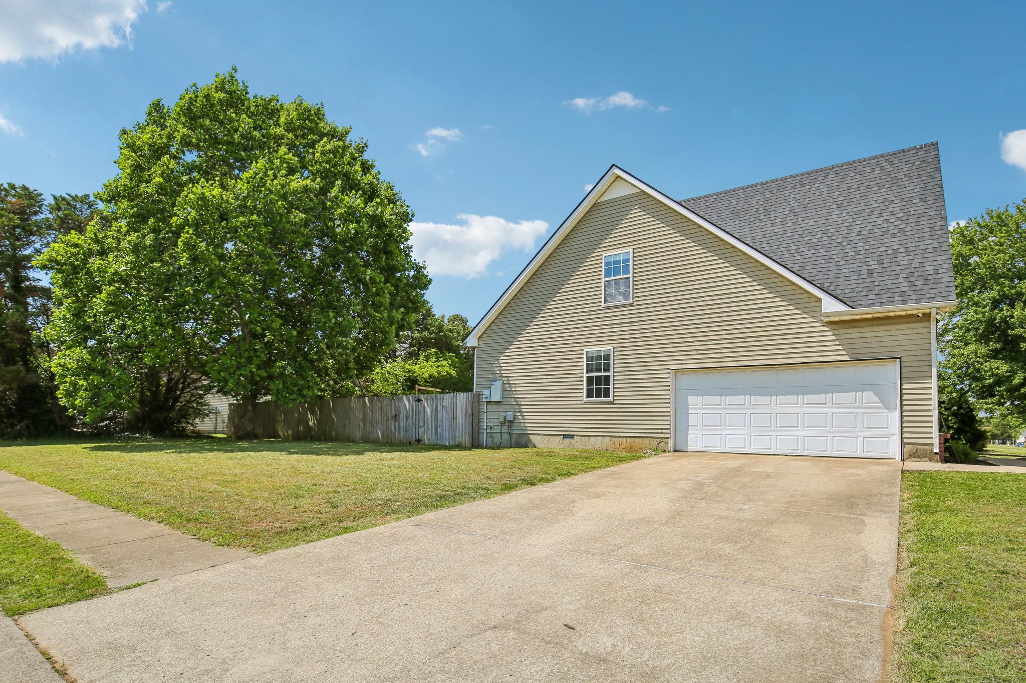 1338 Saint Andrews Dr
