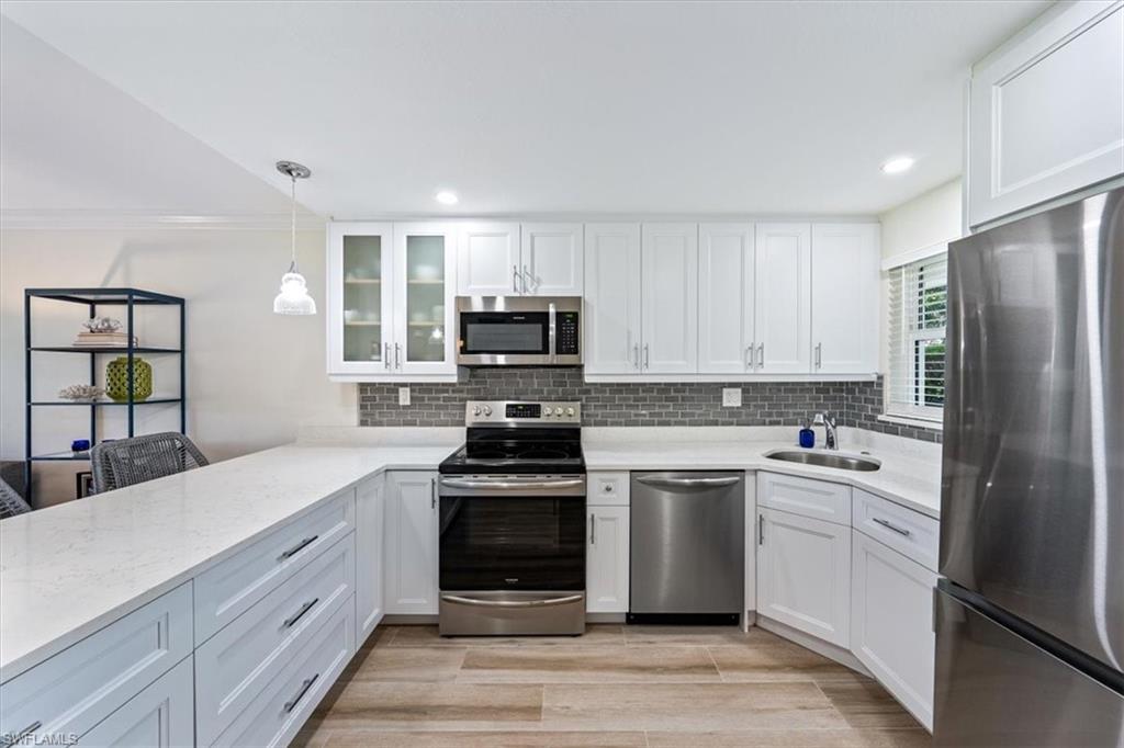 17 High Point CIR N # 106