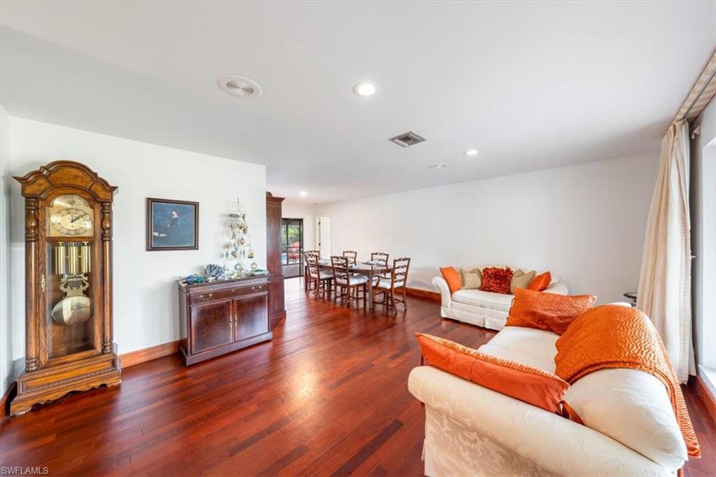 9957 Winterview DR