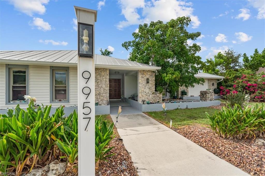 9957 Winterview DR