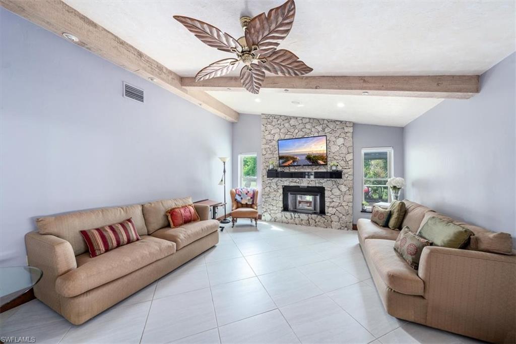 9957 Winterview DR