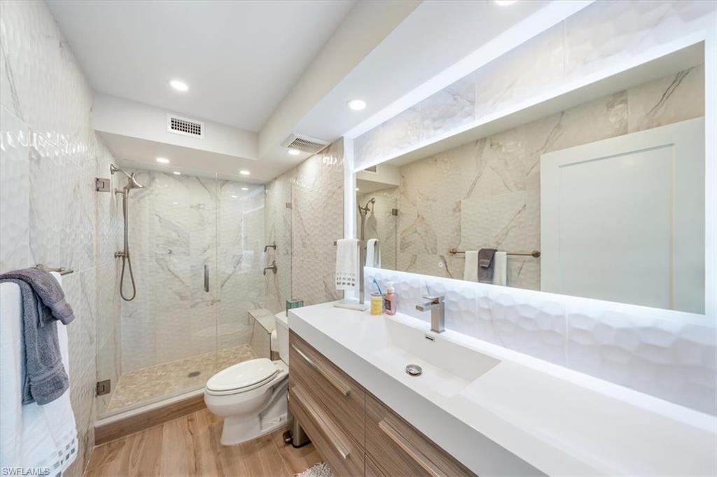 307 Goodlette-Frank RD S # 302B