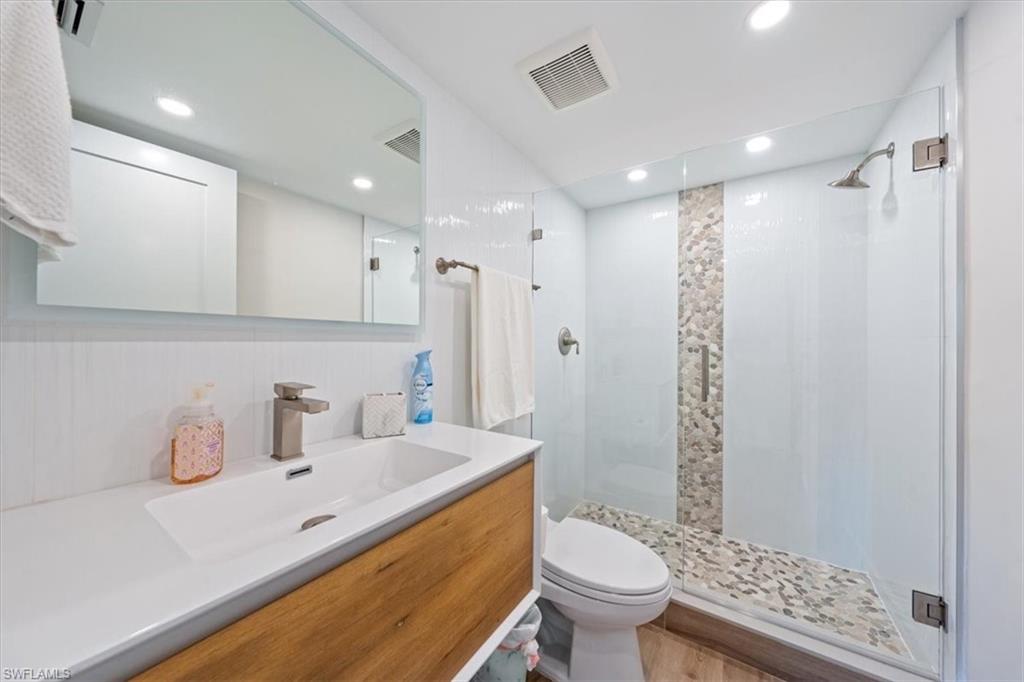 307 Goodlette-Frank RD S # 302B