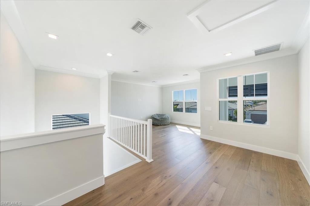 3656 Sapphire Cove CIR