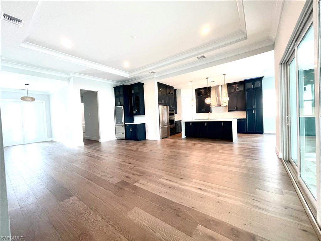 3656 Sapphire Cove CIR