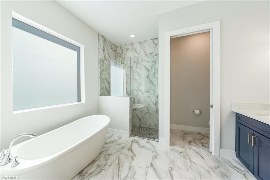 3656 Sapphire Cove CIR