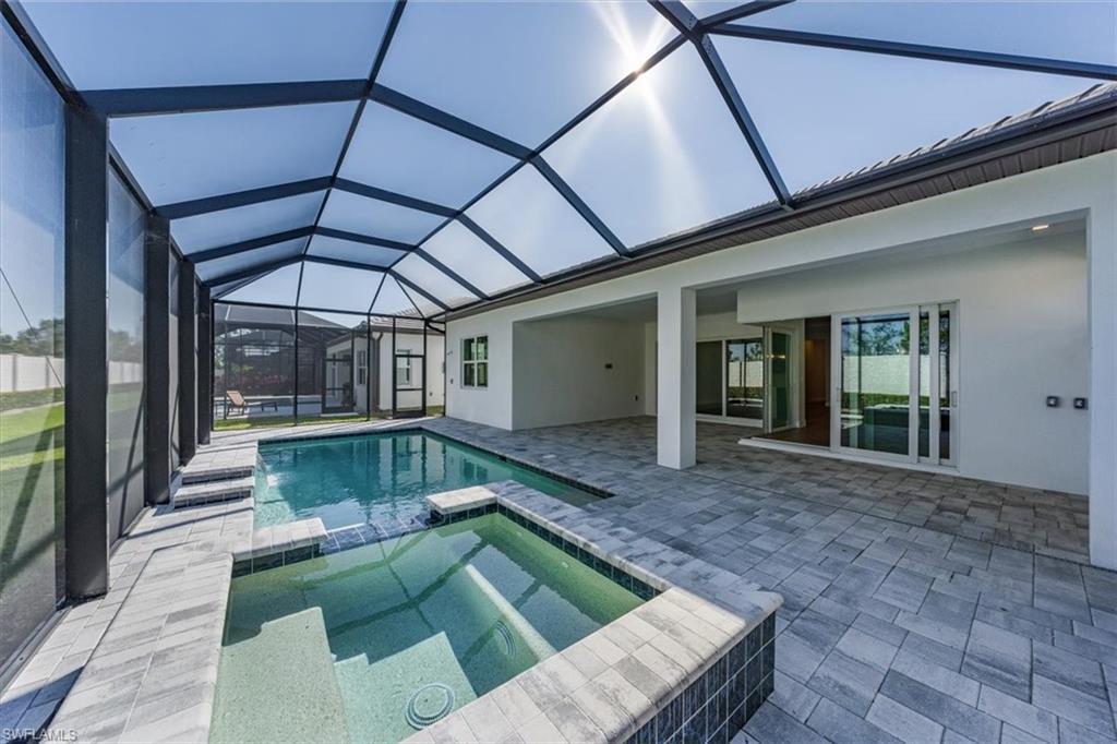 3656 Sapphire Cove CIR