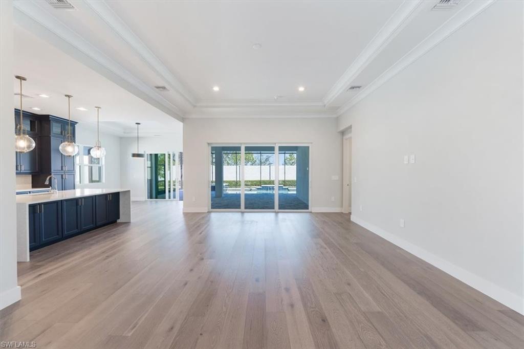 3656 Sapphire Cove CIR