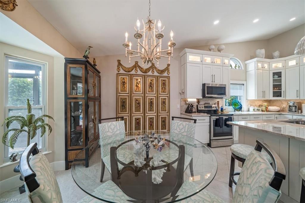 105 Saint James WAY
