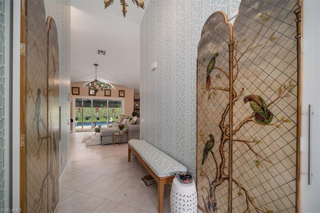 105 Saint James WAY