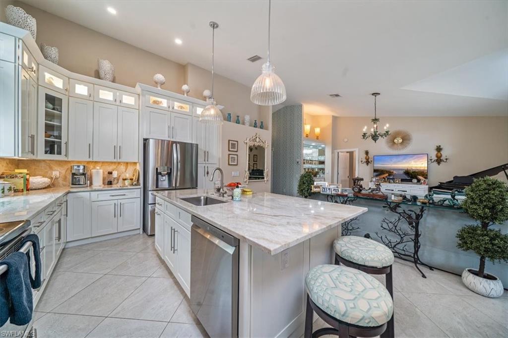 105 Saint James WAY