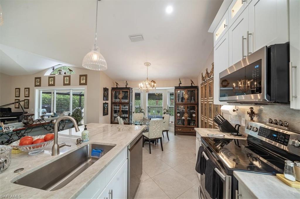 105 Saint James WAY
