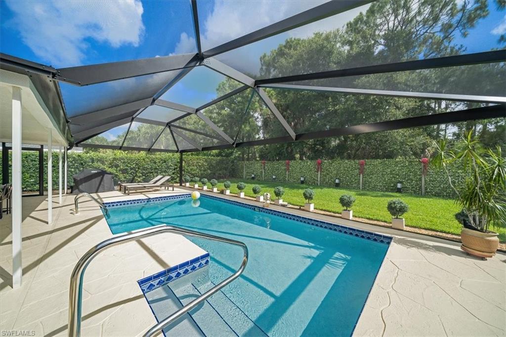 105 Saint James WAY