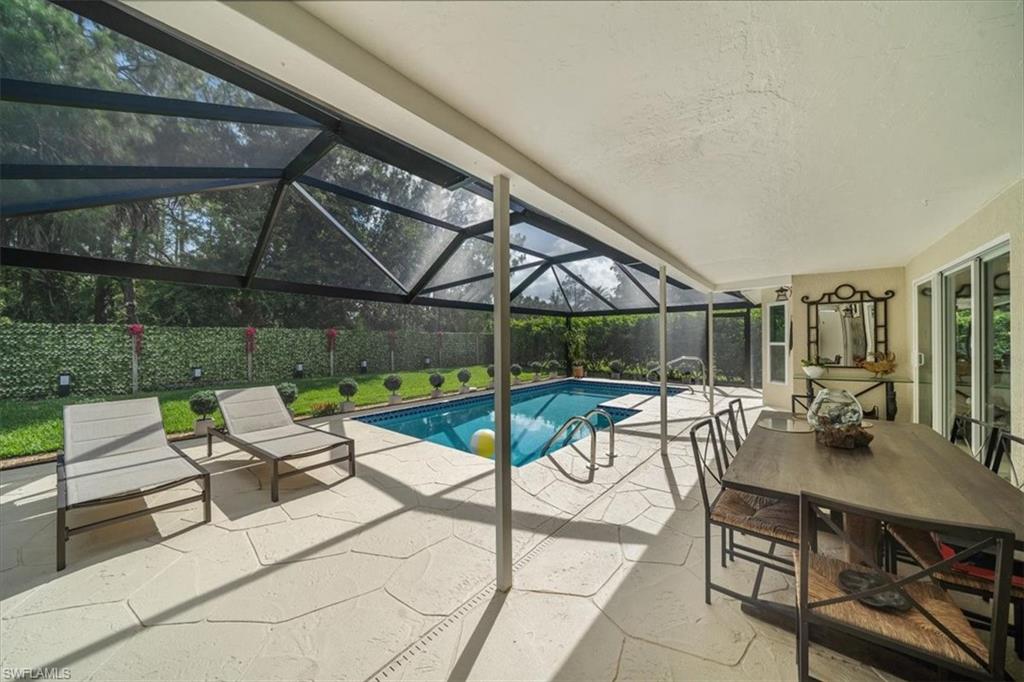 105 Saint James WAY
