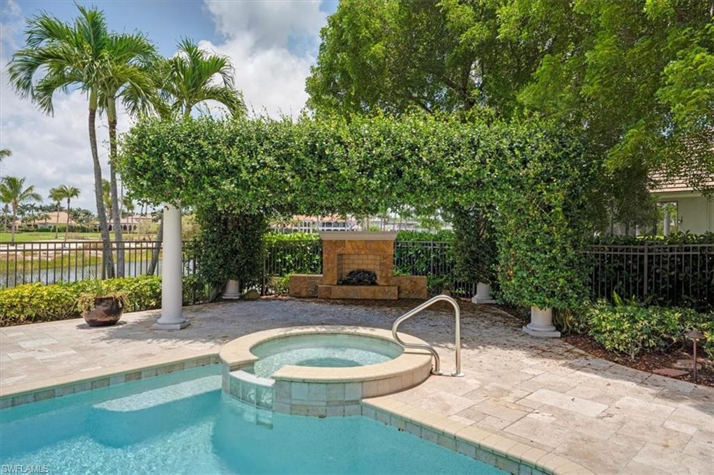 2366 Alexander Palm DR