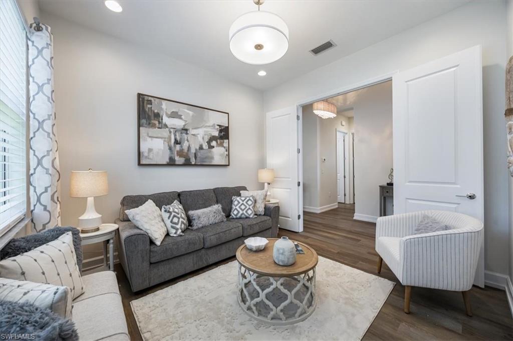 12452 Violet LN