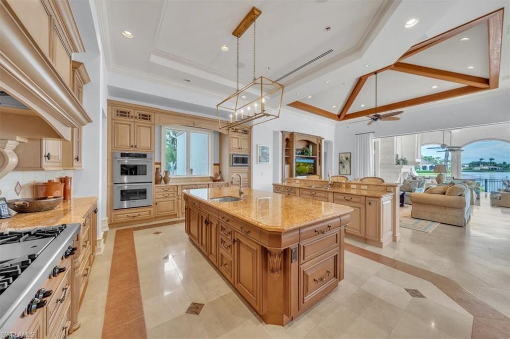 2116 Canna WAY