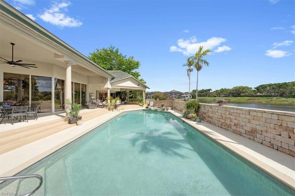 2339 Alexander Palm DR