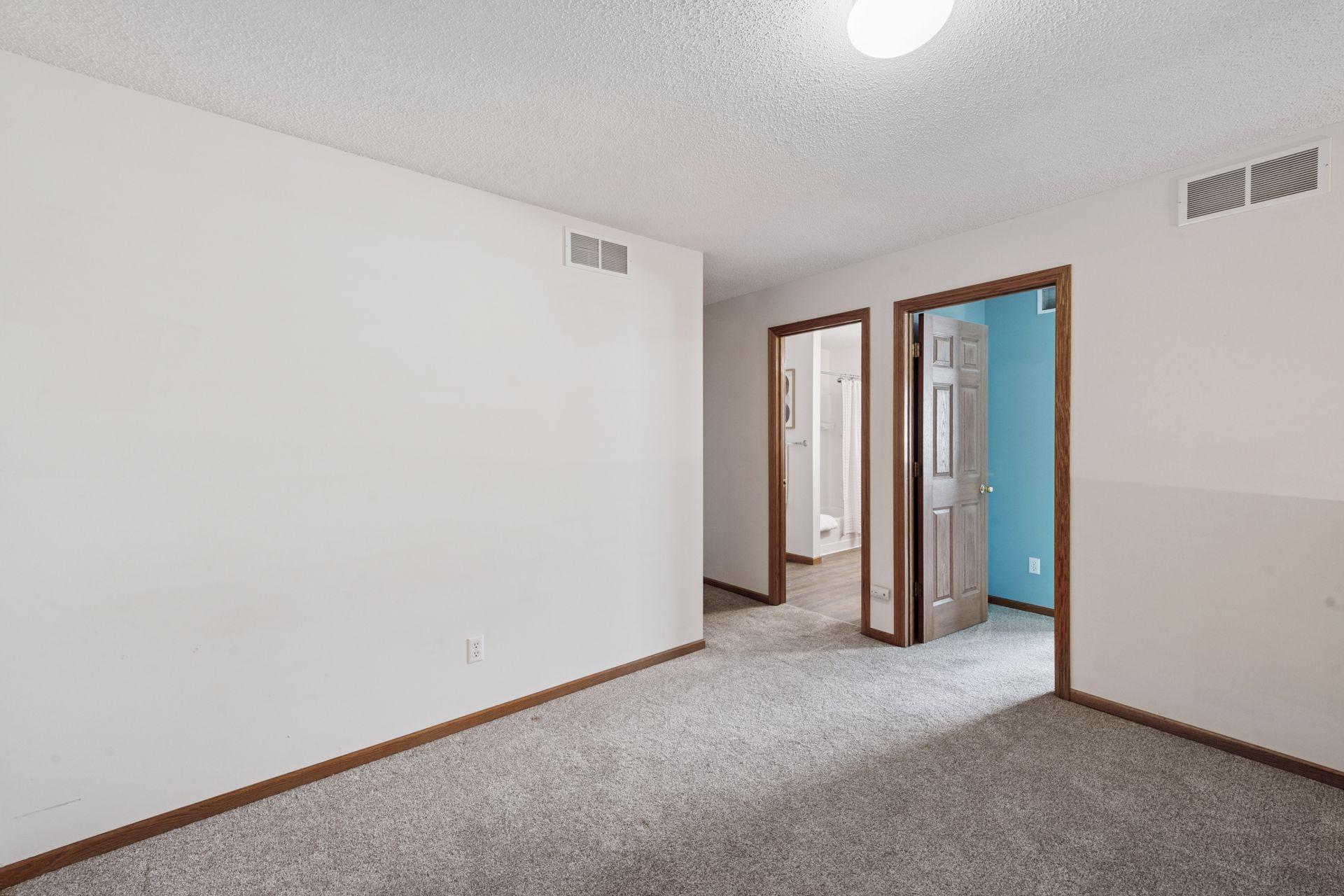 485 Tamarack Trail