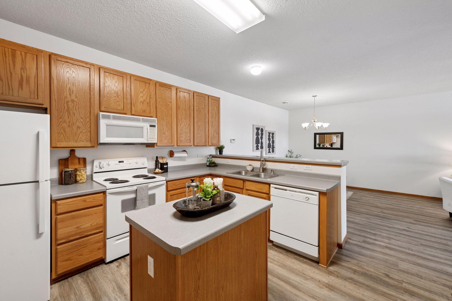 485 Tamarack Trail