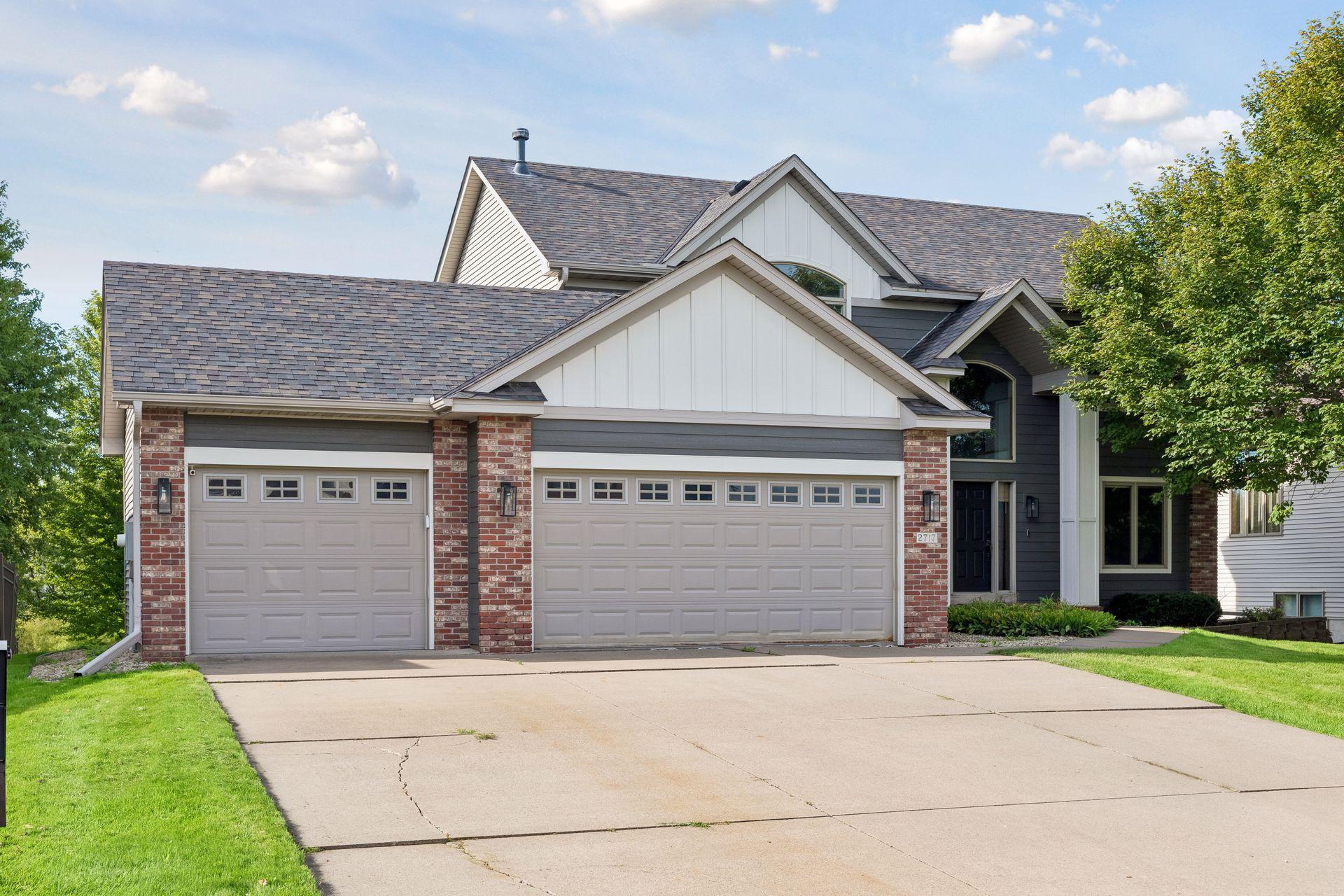 2717 87th Trail N