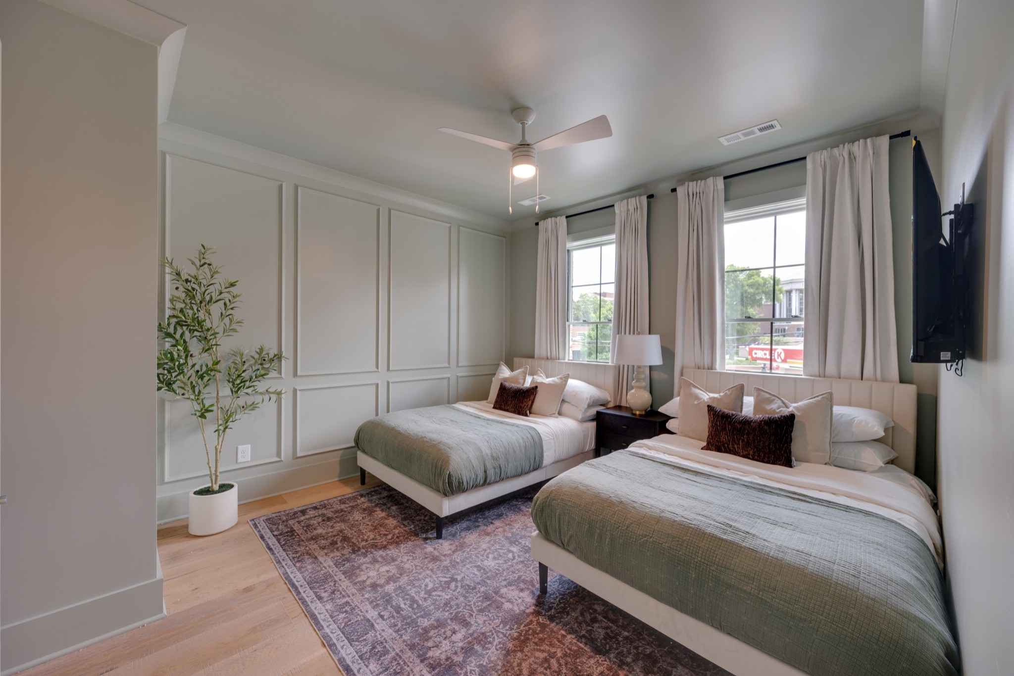 1701 Portland Ave Unit: B