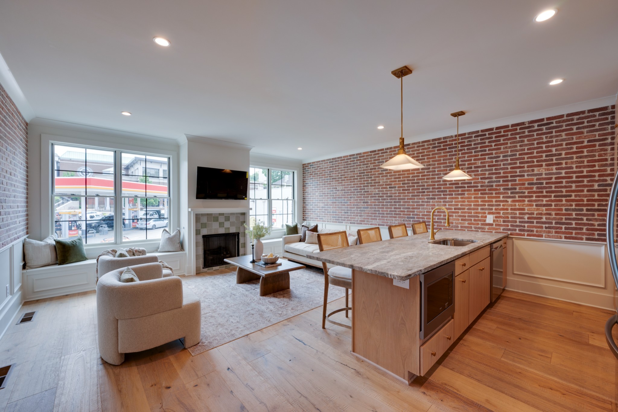 1701 Portland Ave Unit: B