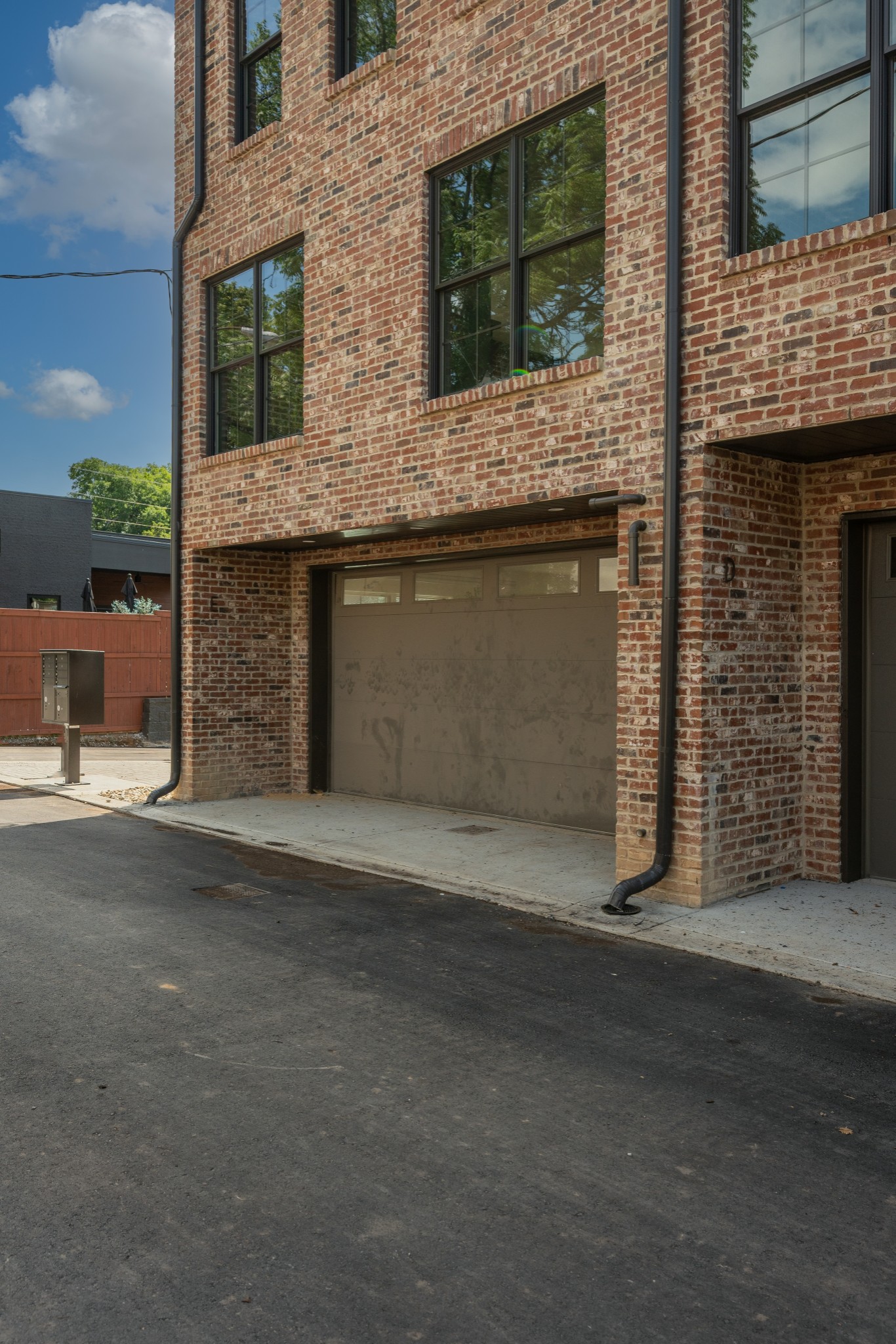 1701 Portland Ave