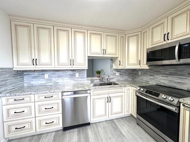 301 NE 14th Ave # 401