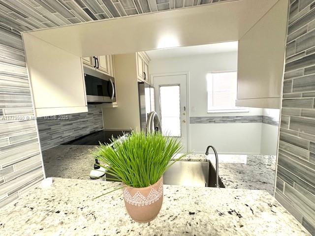 301 NE 14th Ave # 401