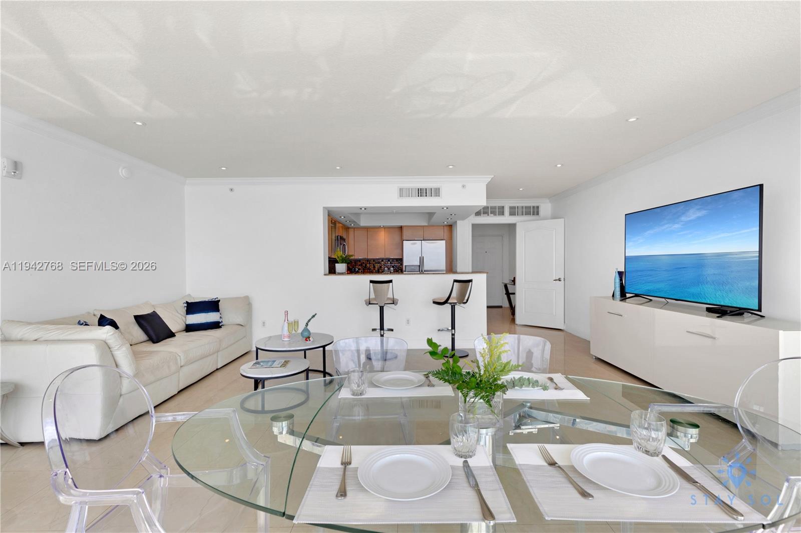 16699 Collins Ave # 4208