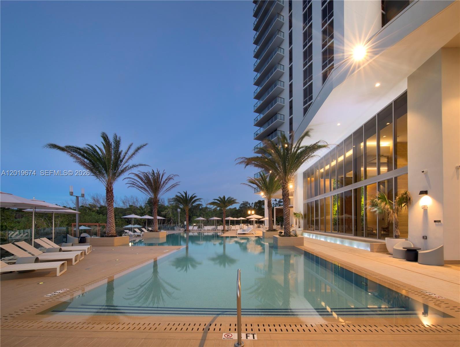 16385 Biscayne Blvd # 3103