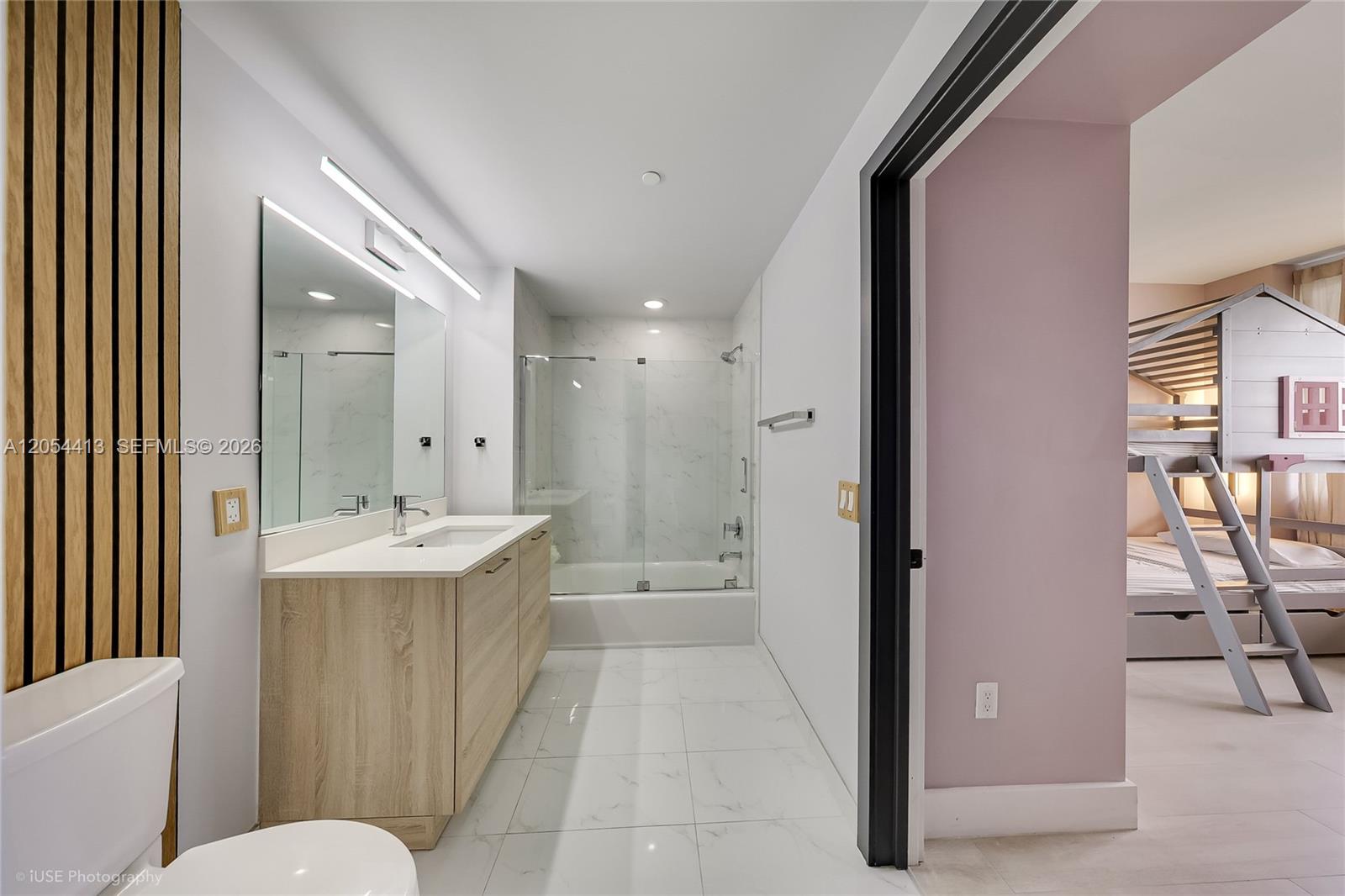 16385 Biscayne Blvd # 2205