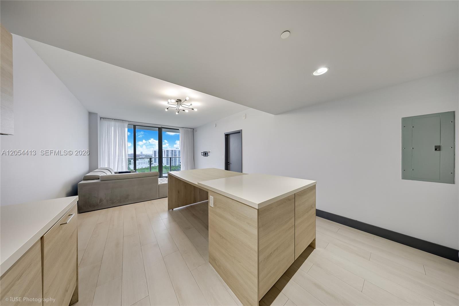 16385 Biscayne Blvd # 2205
