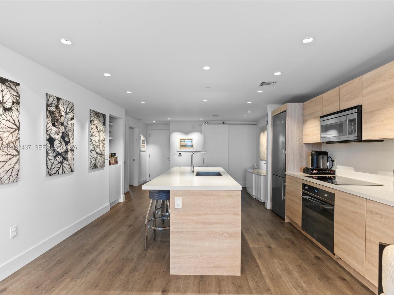 16385 Biscayne Blvd # 3103
