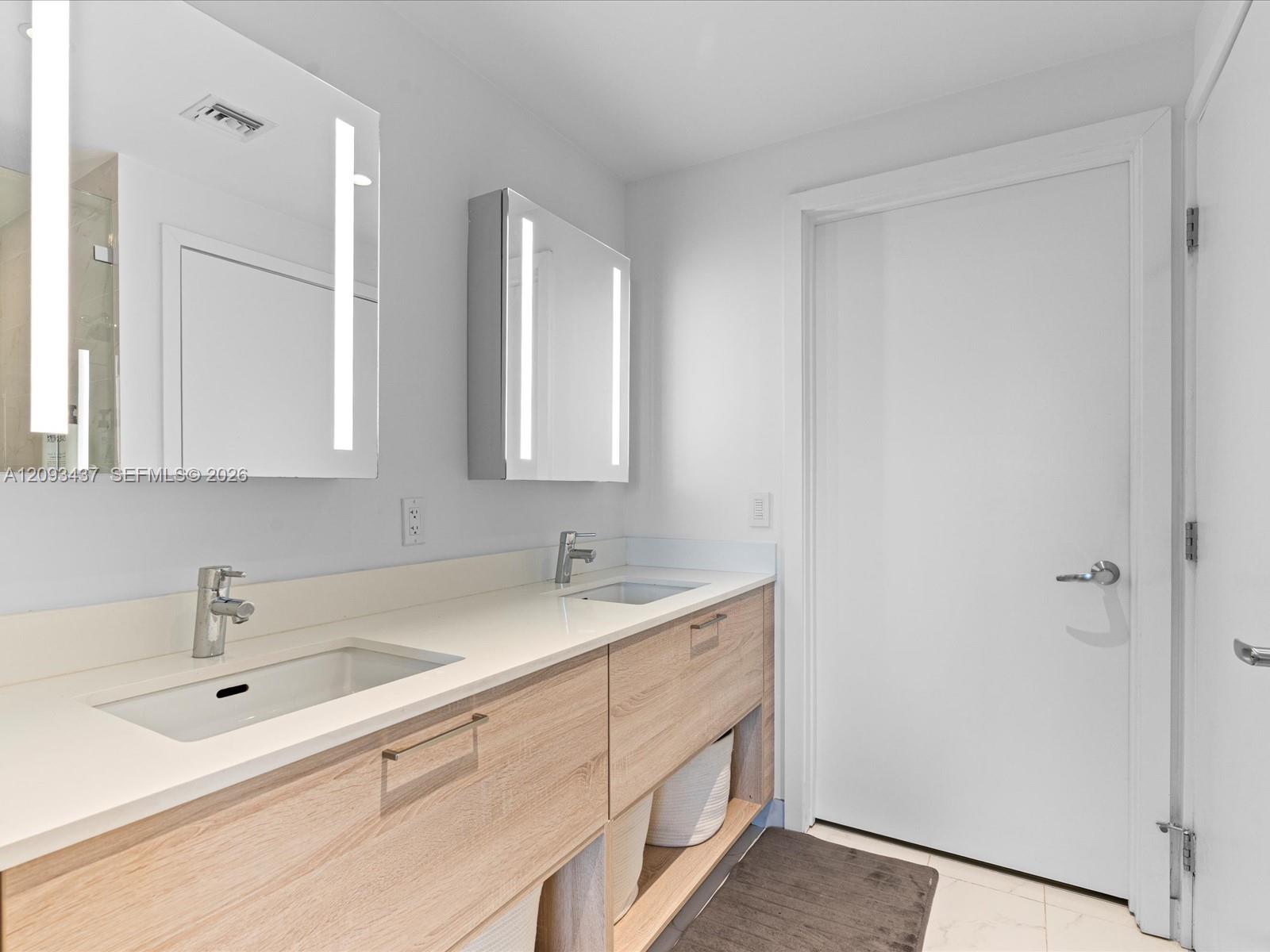 16385 Biscayne Blvd # 3103