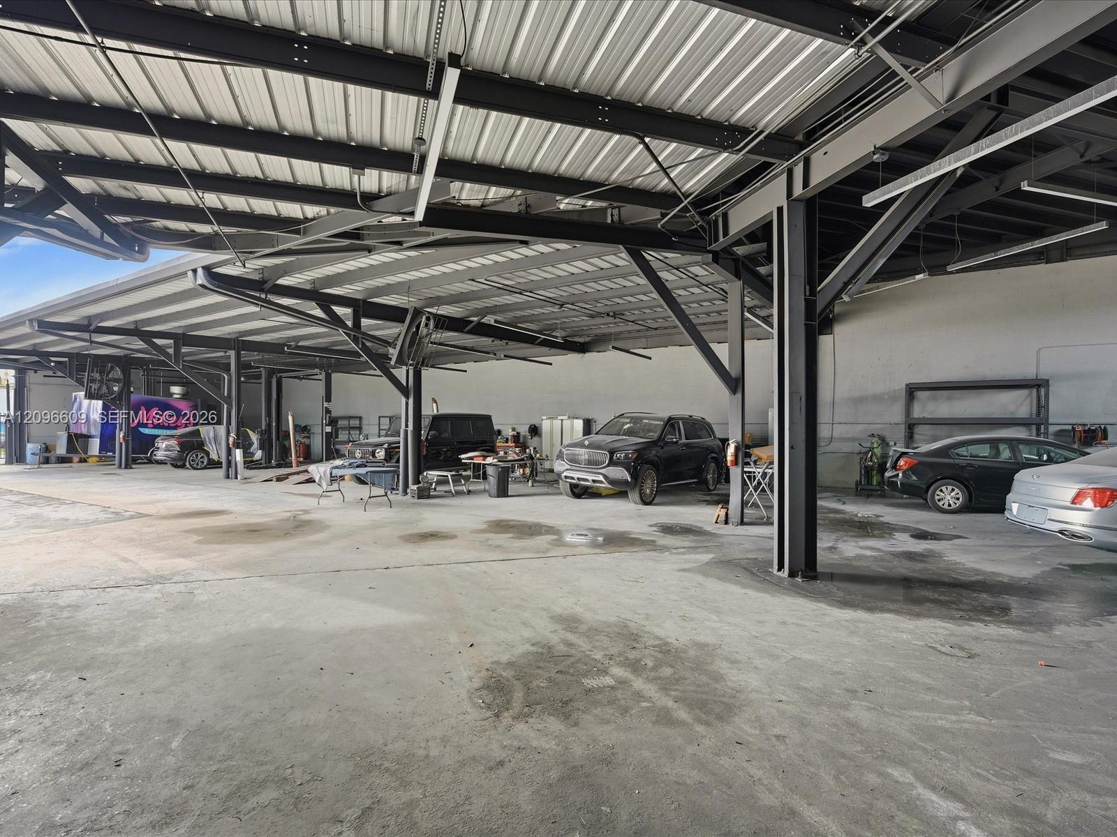 17200 NW 2nd Ct