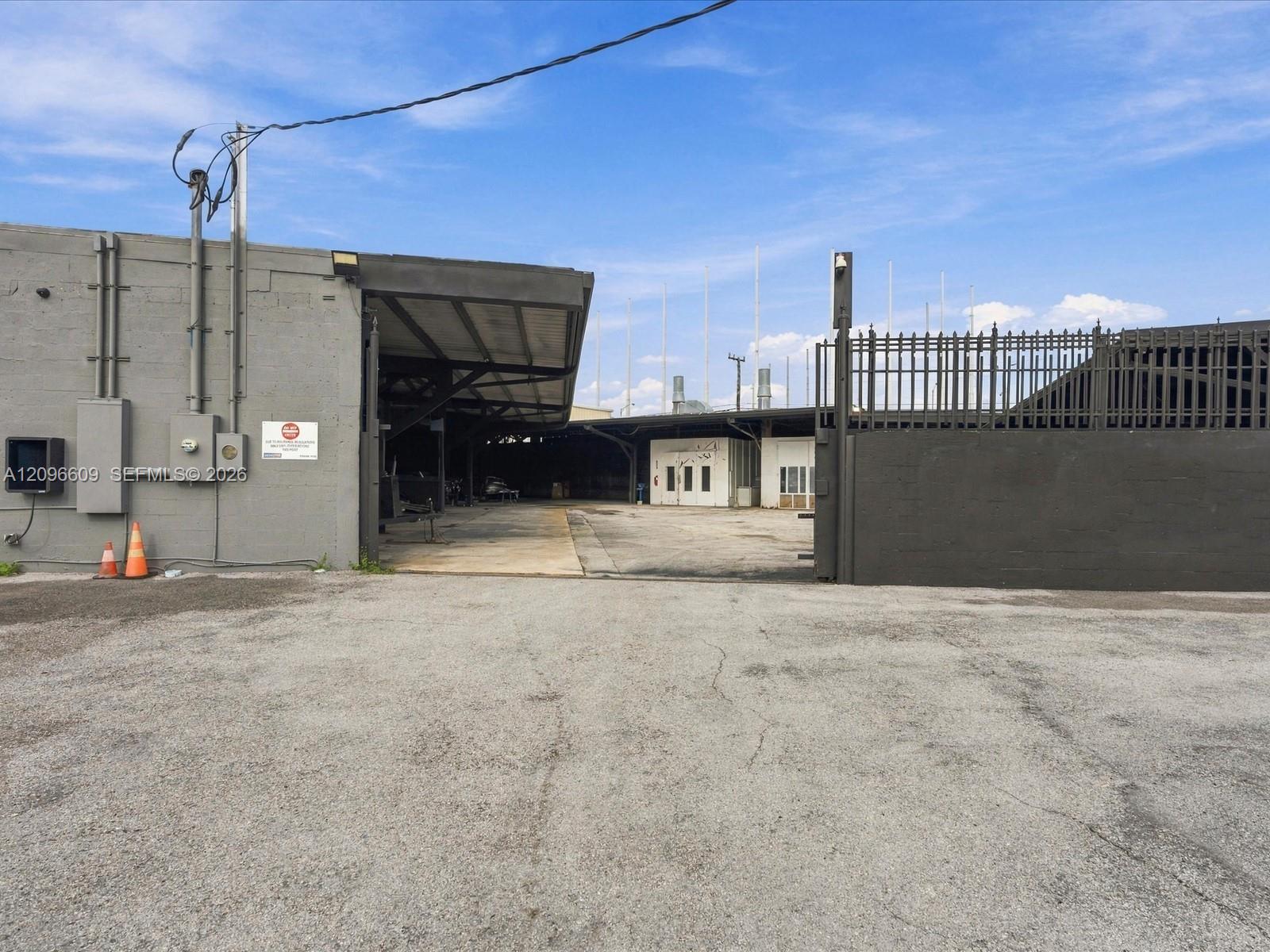 17200 NW 2nd Ct
