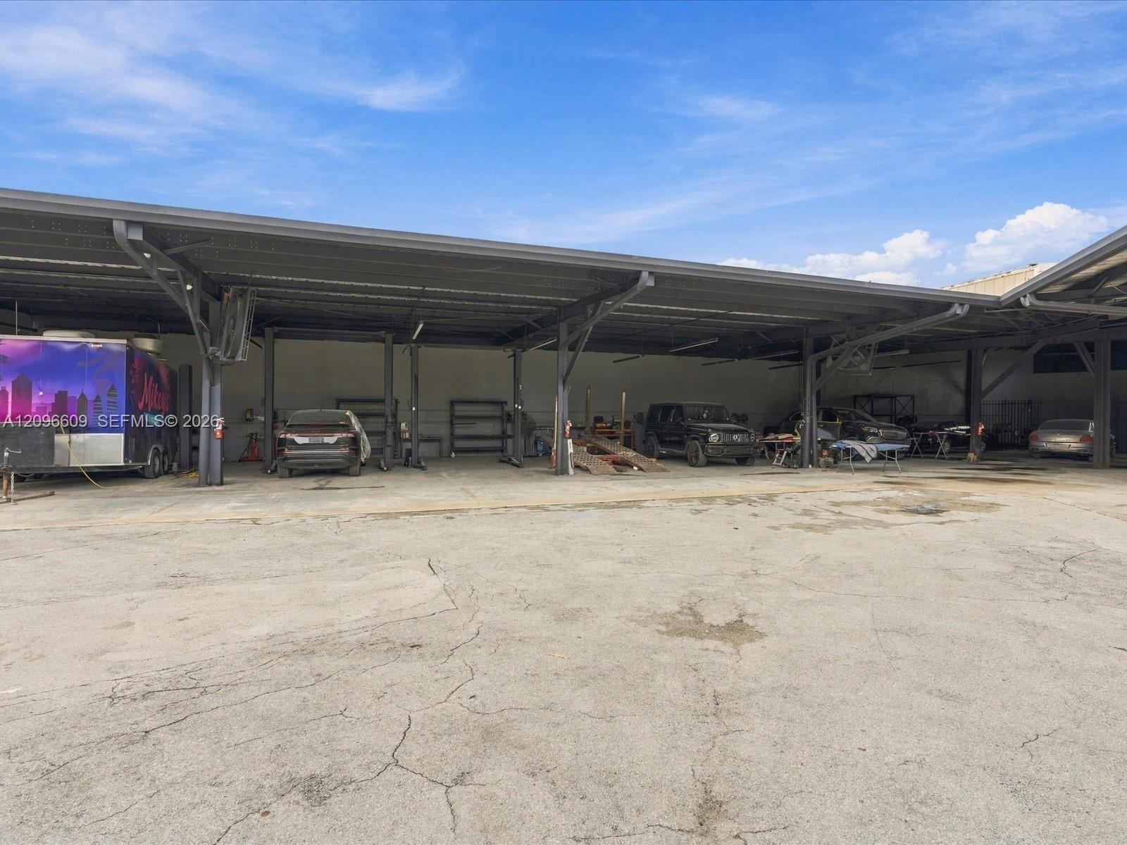 17200 NW 2nd Ct
