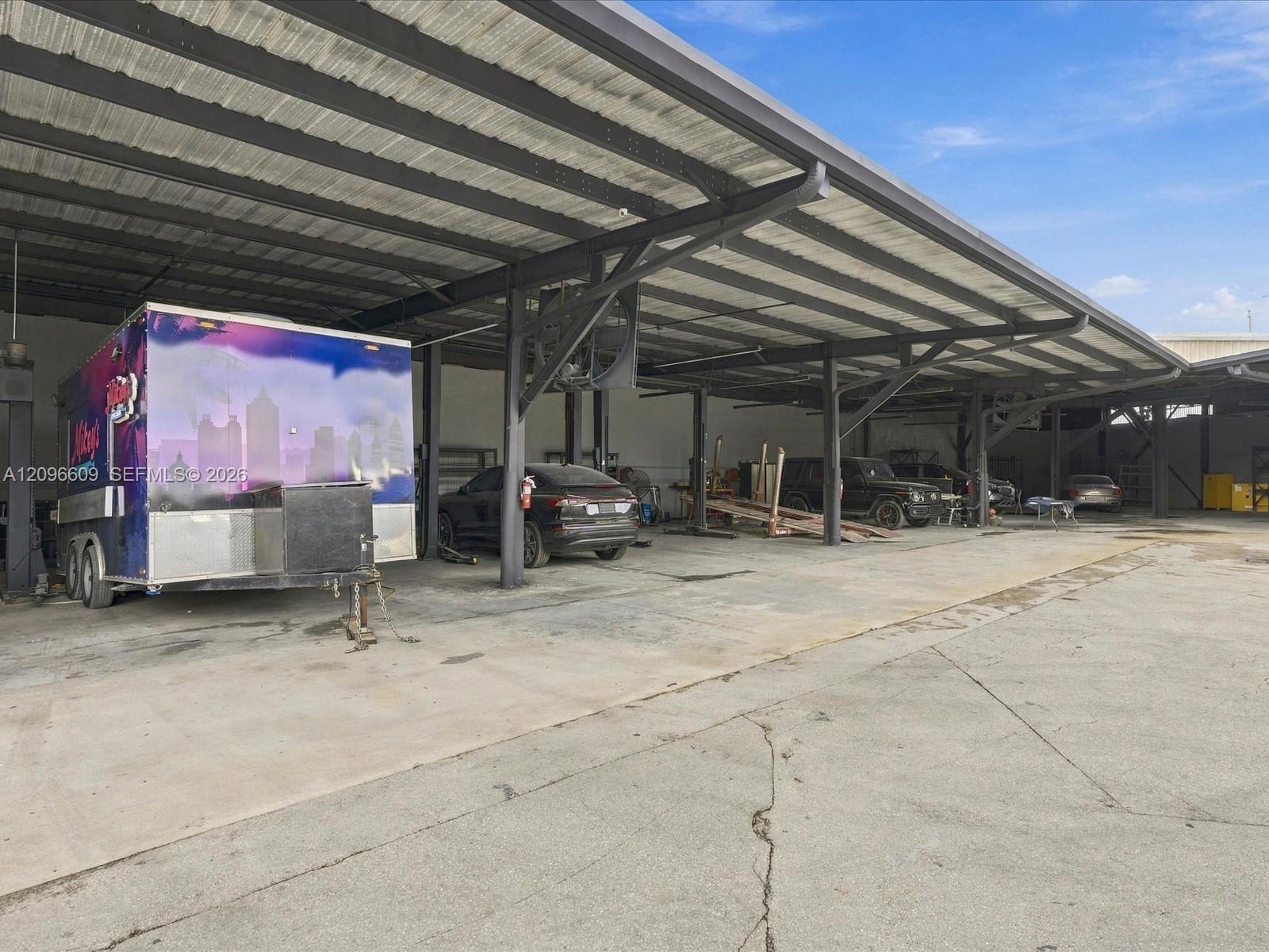 17200 NW 2nd Ct
