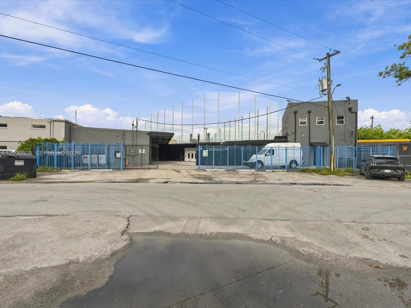 17200 NW 2nd Ct