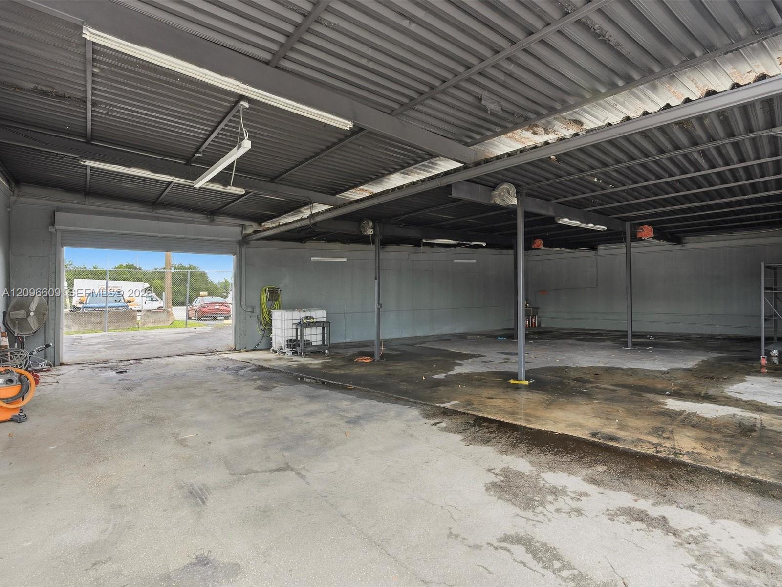 17200 NW 2nd Ct