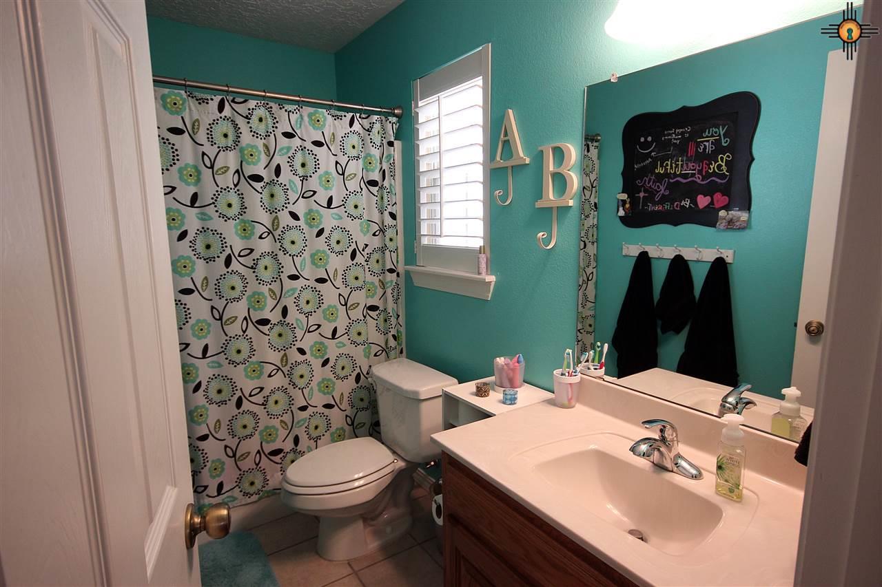 3808 Springwood