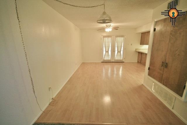 1405 Colonial Parkway