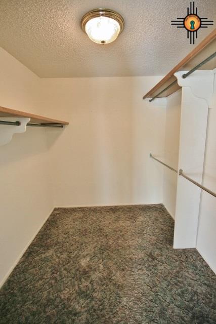 1405 Colonial Parkway