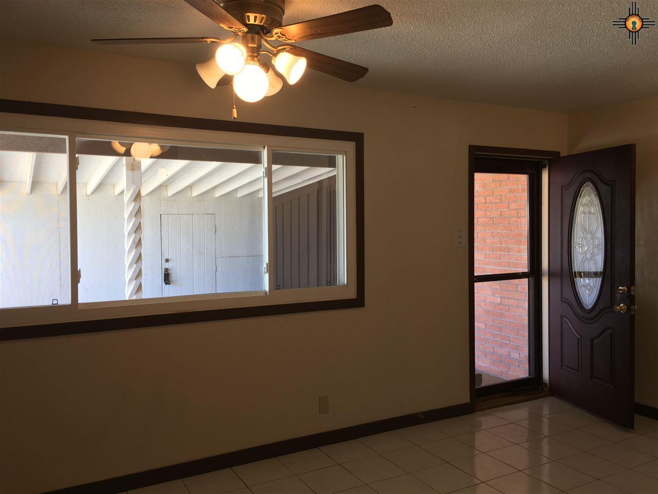 1413 N Reid