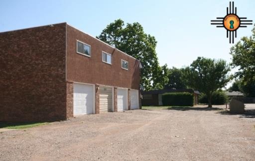 1017 Laurelwood