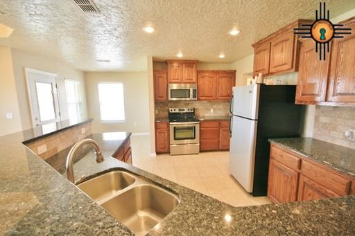 2212 Reese Dr